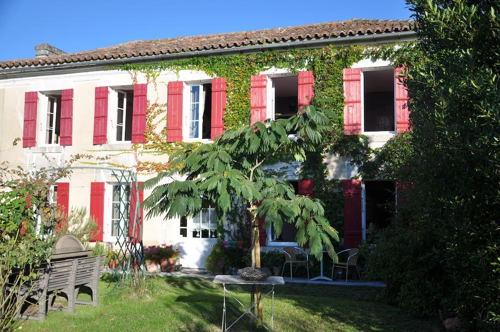 La Maison De Rose Brossac Exterior foto