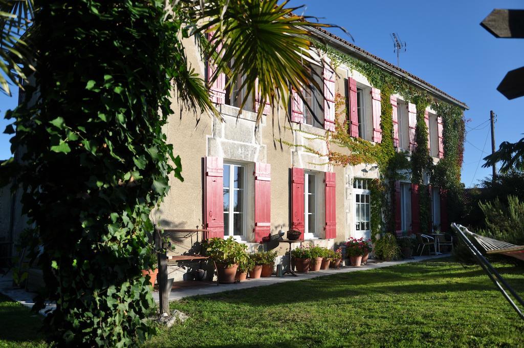La Maison De Rose Brossac Exterior foto