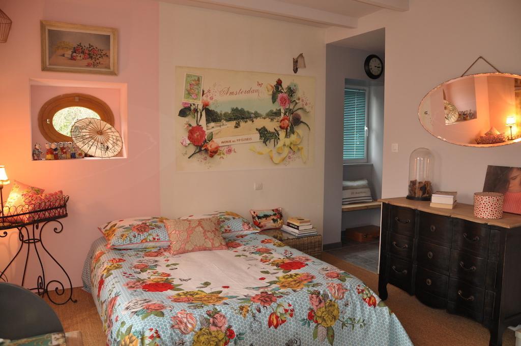 La Maison De Rose Brossac Quarto foto